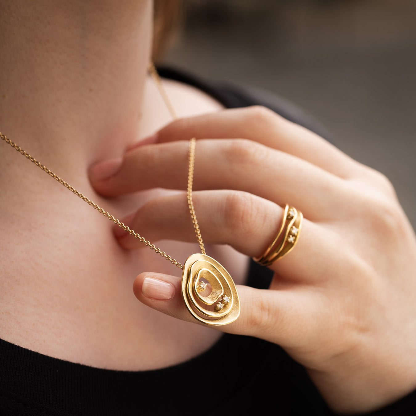 Ring "Wave" - 750 Gelbgold