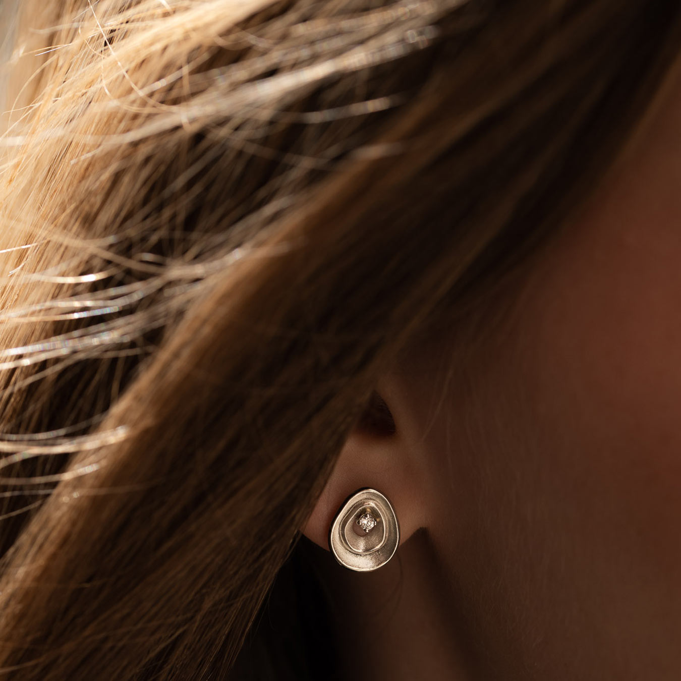 Ohrstecker "Wave" - 750 Rotgold