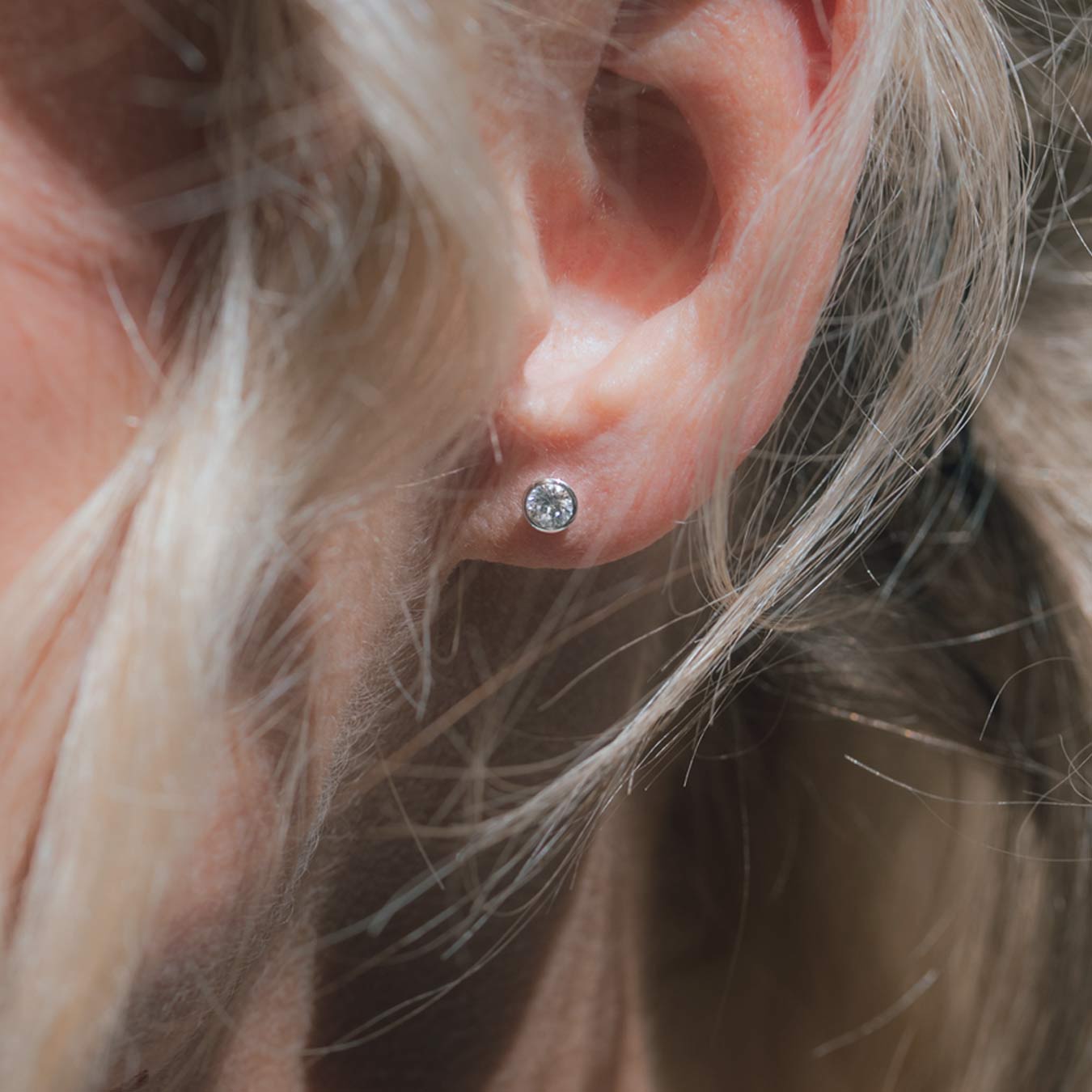 Ohrstecker "Uno Eterna" 585 Weißgold