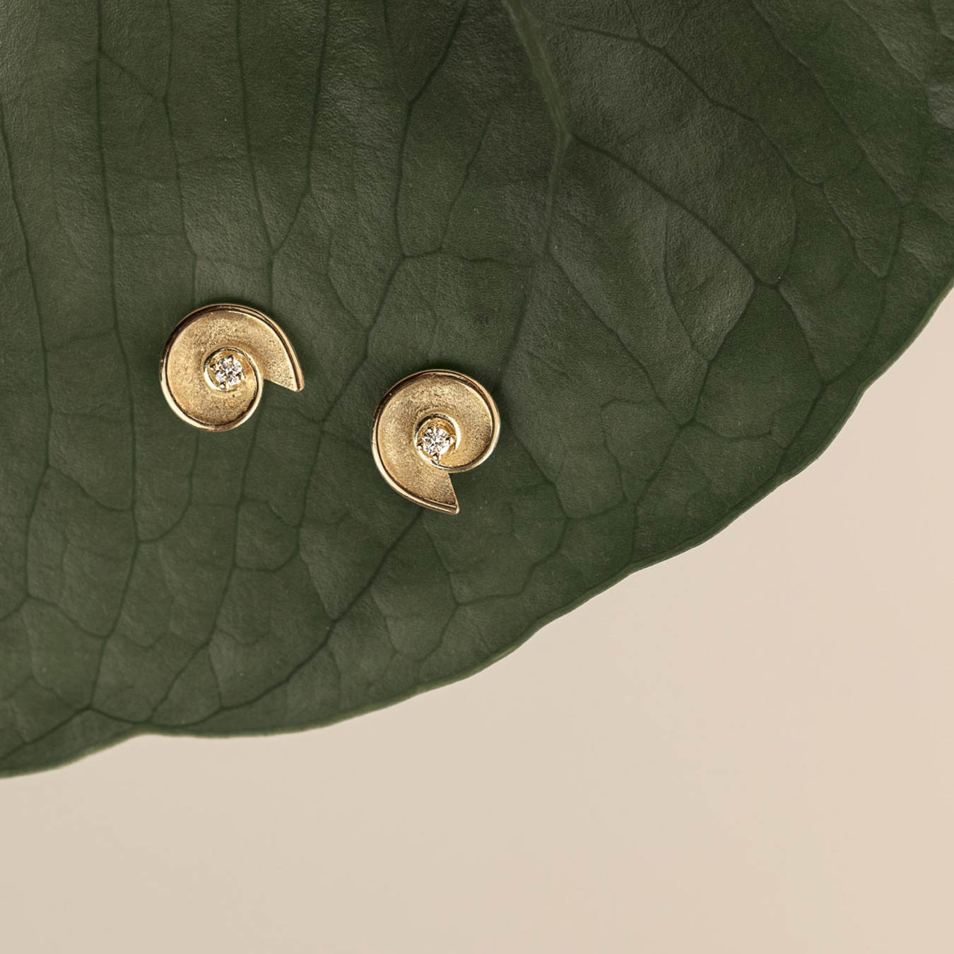 Ohrstecker "Spirola" - Gelbgold