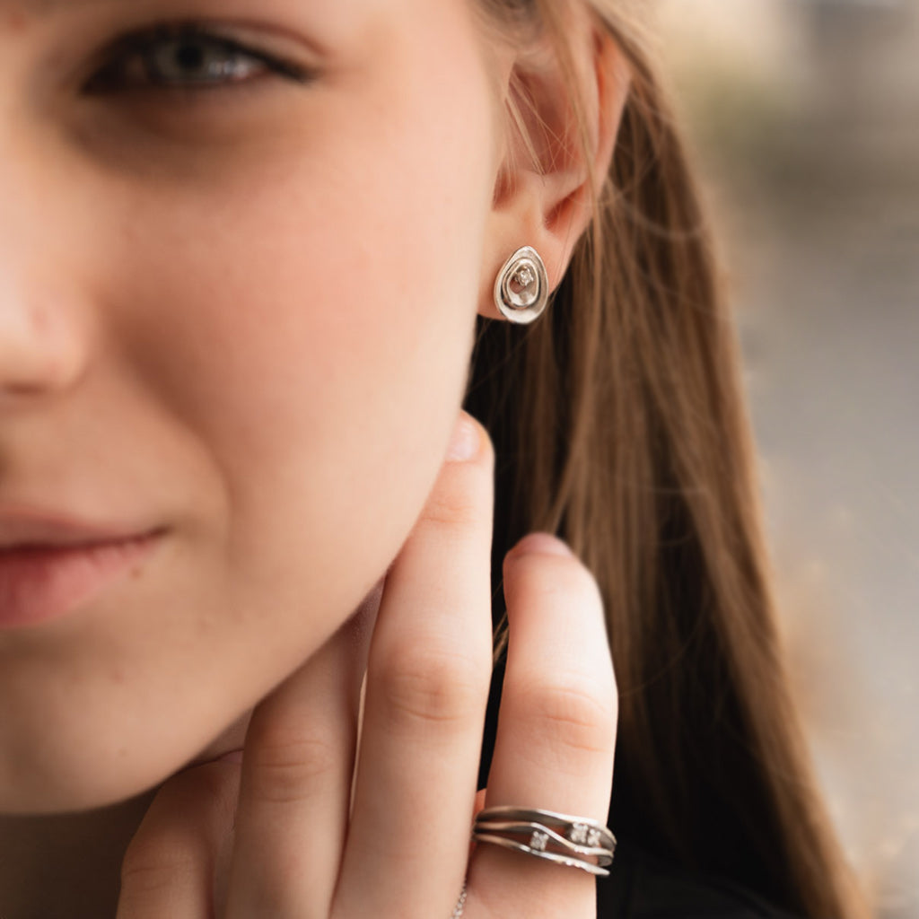 Ohrstecker "Wave" - 950 Platin