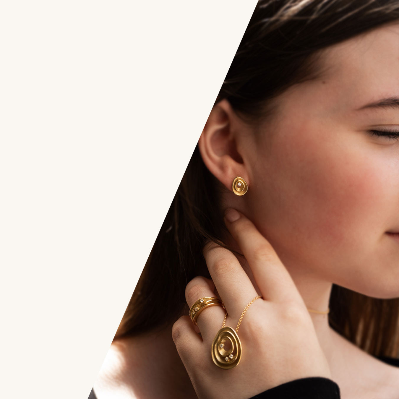 Ohrstecker "Wave" - 750 Gelbgold